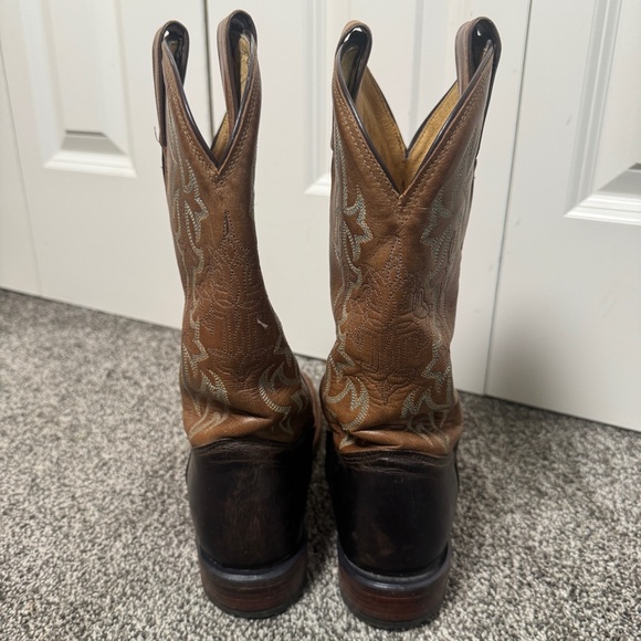 Tony Lama Woman’s Cowboy Boots 6.5B Brown Leather Cross Embroidered Square Toe - Picture 4 of 10
